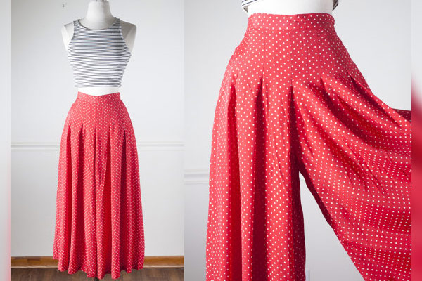 We LOVE how easy breezy and comfortable these pair of palazzos look - they spell summer!