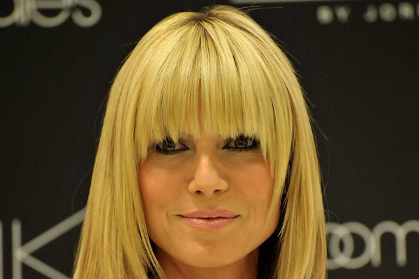 #3. Blunt- This type of bangs is much suitable for those who have a round face.