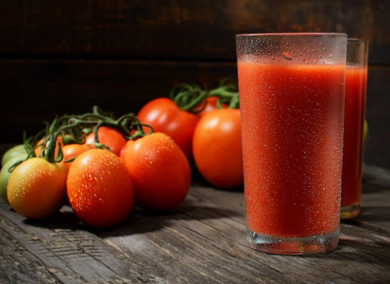 Ladies! Tomato juice is good for you