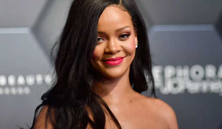 Rihanna named richest female musician by Forbes